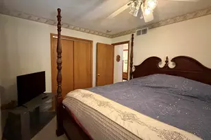 827 Coronada Dr, Racine, WI 53402 - Photo 6