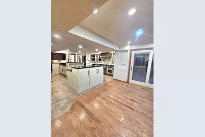 W344S3381  Moraine Hills Dr, Ottawa, WI 53118 - Photo 6