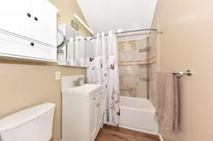 531 N Green Bay Rd, Grafton, WI 53024 - Photo 16
