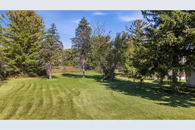 1854  Washington Ave, Cedarburg, WI 53012 - Photo 28