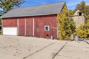 1854 Washington Ave, Cedarburg, WI 53012 - Photo 20