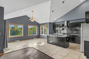 28827 Kramer Dr, Racine, WI 53185 - Photo 12