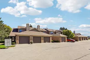 5504 Cambridge Ln, Racine, WI 53406 - Photo 2