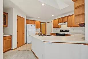 3049 Lakota Pl, La Crosse, WI 54601 - Photo 8