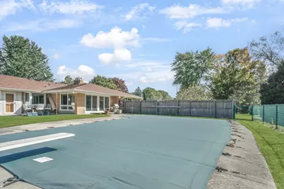 409  Vernon Ave, Thiensville, WI 53092 - Photo 30