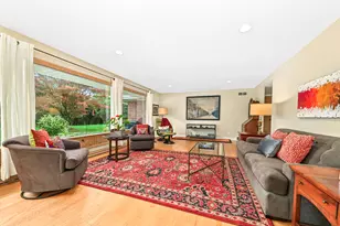 810 E Bay Point Rd, Bayside, WI 53217 - Photo 4