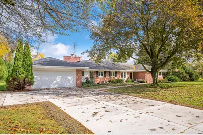 810 E Bay Point Rd, Bayside, WI 53217 - Photo 2