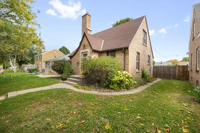 3766 N 85th St, Milwaukee, WI 53222 - Photo 2