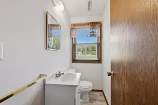 S77W25205 National Ave, Vernon, WI 53189 - Photo 6