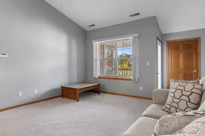 W159N4876  Graysland Dr, Menomonee Falls, WI 53051 - Photo 6