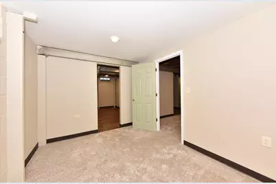 8026 W Sunbury Ct, Milwaukee, WI 53219 - Photo 34