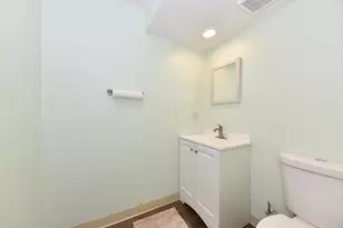 8026 W Sunbury Ct, Milwaukee, WI 53219 - Photo 30