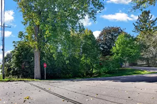 4106 Lakeview Dr, Racine, WI 53403 - Photo 46