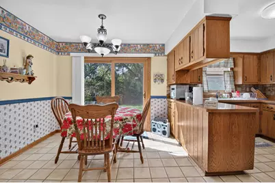 4106  Lakeview Dr, Racine, WI 53403 - Photo 12