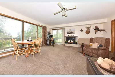 10  Brian Ct, Watertown, WI 53094 - Photo 4