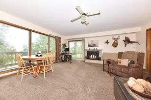 10 Brian Ct, Watertown, WI 53094 - Photo 4