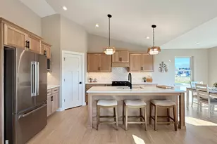 4603 N 50th St, Sheboygan, WI 53083 - Photo 6