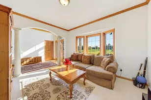 527 Winchester Pass, Richfield, WI 53017 - Photo 4