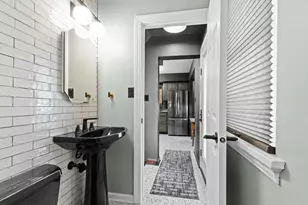 1431 S 85th St, West Allis, WI 53214 - Photo 24