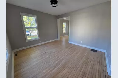 107 W Brown St, Milwaukee, WI 53212 - Photo 14