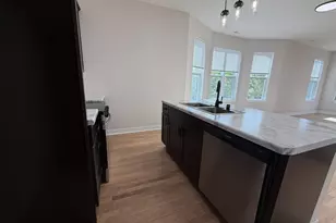 2360 N Dr William Finlayson St, Milwaukee, WI 53212 - Photo 26