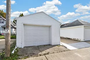 1201 S 75th St, West Allis, WI 53214 - Photo 22