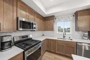 609 Bark River Way, Dousman, WI 53118 - Photo 8