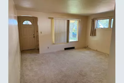 2407 S 17th St, Sheboygan, WI 53081 - Photo 2