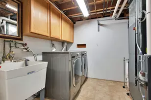 2215 W Mangold Ave, Milwaukee, WI 53221 - Photo 20