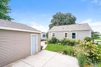 181  Walton Ave, Waukesha, WI 53186 - Photo 20