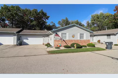 3462  Woodbridge Ct, La Crosse, WI 54601 - Photo 1