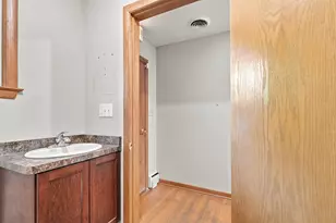 610 Downing Dr, Waukesha, WI 53186 - Photo 52