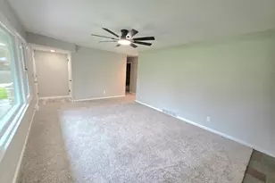 2800 S 124th St, West Allis, WI 53227 - Photo 18