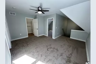 3018 N Dr Lester Carter Dr, Milwaukee, WI 53206 - Photo 14