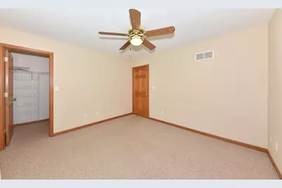N96W14172  Knollcrest Cir #21-1, Germantown, WI 53022 - Photo 32