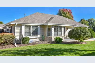 N96W14172  Knollcrest Cir #21-1, Germantown, WI 53022 - Photo 1