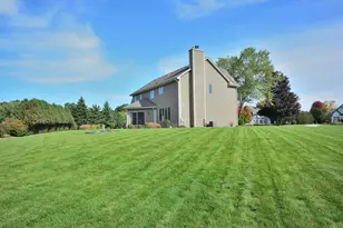 6045 S Pembrook Ct, New Berlin, WI 53151 - Photo 30