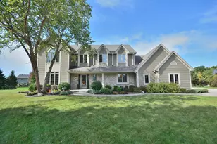6045 S Pembrook Ct, New Berlin, WI 53151 - Photo 1