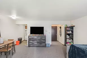 240 E Dekora St, Saukville, WI 53080 - Photo 32