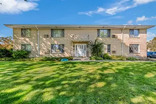 240 E Dekora St, Saukville, WI 53080 - Photo 4