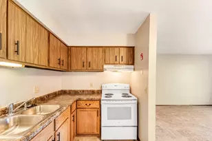 240 E Dekora St, Saukville, WI 53080 - Photo 18