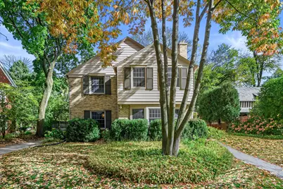 4732 N Wilshire Rd, Whitefish Bay, WI 53211 - Photo 2