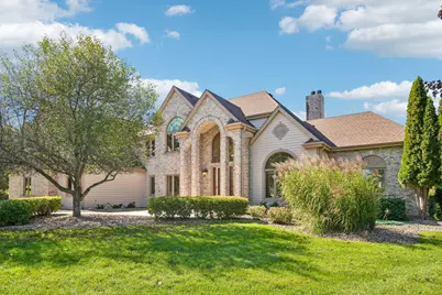 W295S5349  Holiday Oak Dr, Genesee, WI 53189 - Photo 4