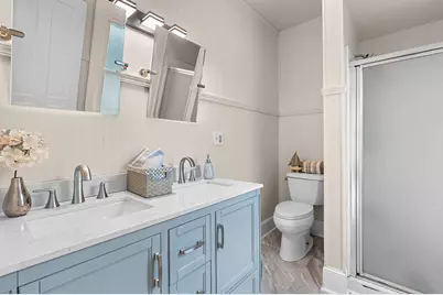 2307  Marshall St, Manitowoc, WI 54220 - Photo 14