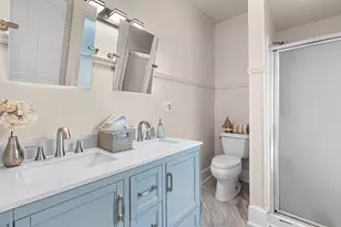 2307 Marshall St, Manitowoc, WI 54220 - Photo 14