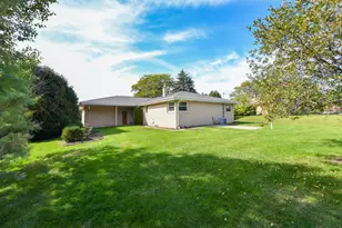 5152 Maplewood Dr, Greendale, WI 53129 - Photo 36