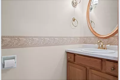 932  Garden Pl, Onalaska, WI 54650 - Photo 22
