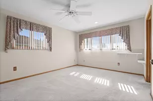 932 Garden Pl, Onalaska, WI 54650 - Photo 20