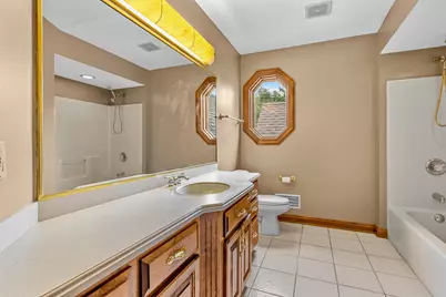 19865  Foxkirk Ct, Brookfield, WI 53045 - Photo 42