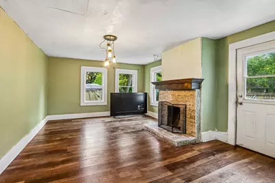 306  Milton Ave, Janesville, WI 53545 - Photo 6